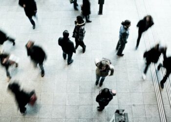 Στην Intrum το πρώτο χαρτοφυλάκιο κόκκινων δανείων της PQH