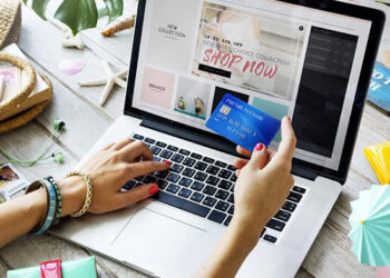 To 50-60% των Ελλήνων αγοράζουν πλέον μέσω διαδικτύου