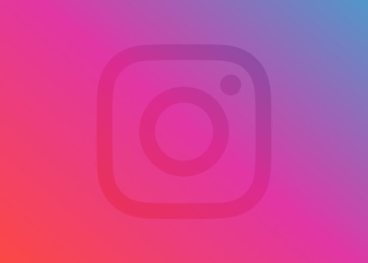 Πώς θα σταματήσετε το Instagram να παρακολουθεί ό,τι κάνετε