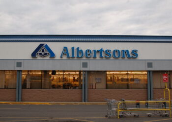 Η αλυσίδα Albertsons στοχεύει σε $1,3 δις μέσω IPO