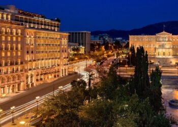 Mόλις ένα στα πέντε ξενοδοχεία 12μηνης λειτουργίας άνοιξε χθες