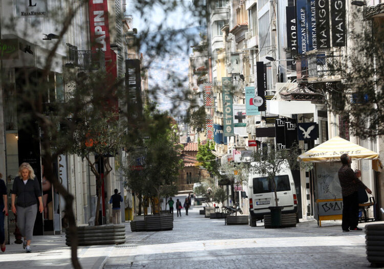 Έρευνα ΓΣΕΒΕΕ: Μία στις τρεις μικρές επιχειρήσεις φοβάται το «λουκέτο»