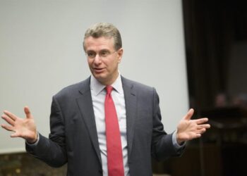 Παπαλεξόπουλος: Στροφή του ΣΕΒ στη βαριά βιομηχανία