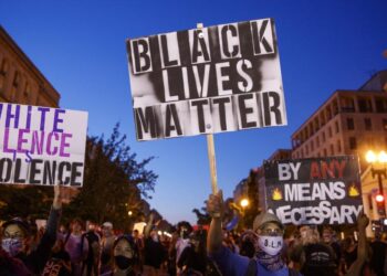 Επιχειρηματικοί κολοσσοί παίρνουν μέτρα για το συστημικό ρατσισμό