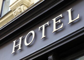 Schroders: Second close με €425 εκατομμύρια για το νέο hotel-focused fund