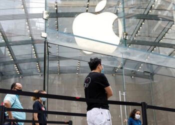 H Apple στην κορυφή του κόσμου, υποσκελίζοντας την Aramco