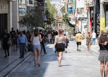 ΕΣΑ: 15% λουκέτα και πτώση τζίρου για 9 στους 10 εμπόρους