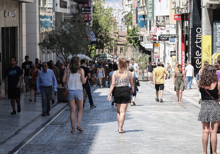 ΕΣΑ: 15% λουκέτα και πτώση τζίρου για 9 στους 10 εμπόρους