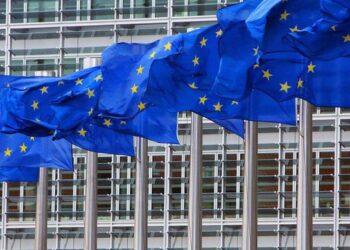 IHS Markit: Επιβράδυνε η οικονομική ανάκαμψη της Ευρωζώνης