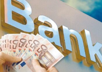 Ανεξέλεγκτα τα funds που αγοράζουν κόκκινα δάνεια