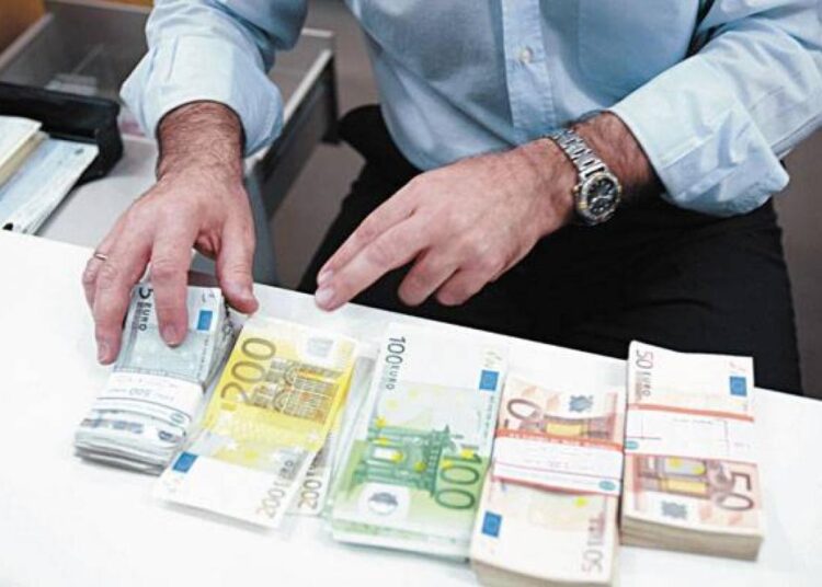 Η «πίτα» των καταθέσεων: Ποιοι είναι οι νομοί με τα πιο γερά πορτοφόλια