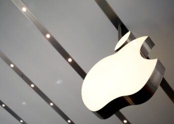 Apple: Το μυστικό της επιτυχίας της garage company που έφτασε να αξίζει τρισεκατομμύρια