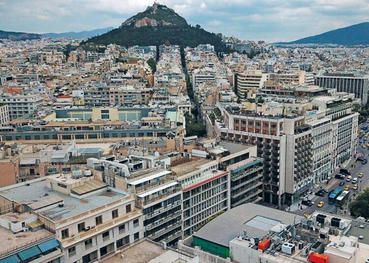 Αλλάζει το τοπίο στη βραχυχρόνια μίσθωση – Σε ποιες περιοχές και πόσο μειώθηκαν τα ενοίκια