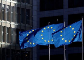 Τι είναι τα «κοινωνικά ομόλογα» που θέλει να εκδώσει η Κομισιόν