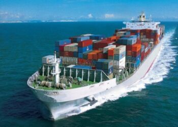 «Φουρτούνες» στη ναυλαγορά