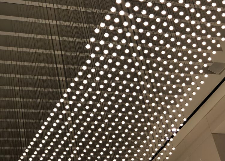 Τα Microbrands αλλάζουν την αγορά. Τι είναι και πώς αντιδρούν οι μεγάλοι παίκτες;