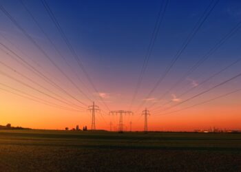 Η Brown Venture Group επενδύει στην καθαρή ενέργεια της Ecolution kWh
