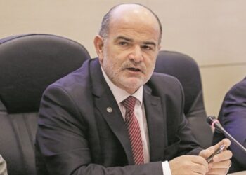 Μια στις 3 επιχειρήσεις εστίασης μπορεί να μην ξανανοίξει