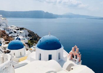 Οι tour operators «βλέπουν» Ελλάδα για το καλοκαίρι