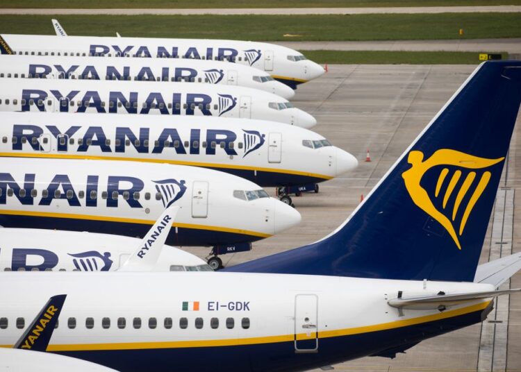 Ryanair: Ποια είναι η στρατηγική κίνησή της που απειλεί τους ανταγωνιστές της