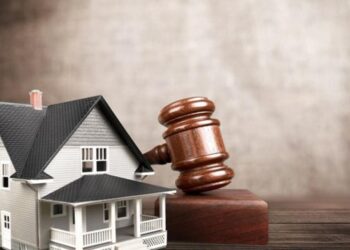 Αρχικά δημόσιος και μετά ιδιωτικός ο φορέας που θα αποκτά τα ακίνητα όσων πτωχεύουν