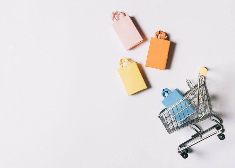 GLAMI: Το 1 δισ. ευρώ άγγιξε ο τζίρος της online μόδας στην Ελλάδα το 2020