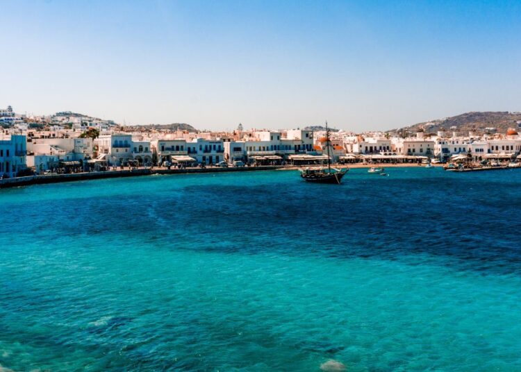 Ο στόχος των 15 εκατ. τουριστών δεν εξαρτάται μόνο από την Ελλάδα