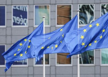 Οι 10 «εντολές» των θεσμών: Στο μικροσκόπιο οι ελληνικές μεταρρυθμίσεις