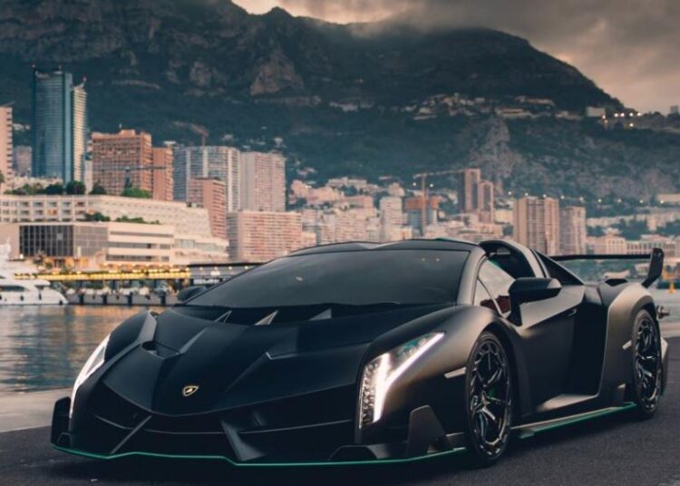 Ρεκόρ εσόδων στις αυτοκινητοβιομηχανίες πολυτελείας εν μέσω πανδημίας