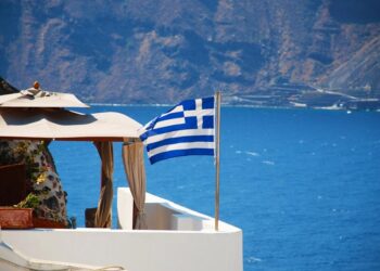 Πολύτιμη «ανάσα» για τον τουρισμό: Αύξηση έως 30% στις τιμές πακέτων