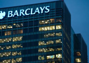 Barclays: Η Ελλάδα θα χρειαστεί τη μεγαλύτερη προσαρμογή χρέους