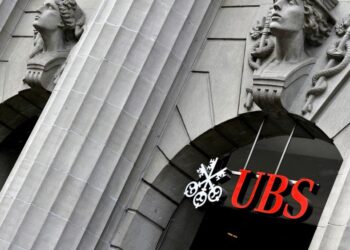 Χαμηλώνει τον «πήχη» της ανάκαμψης στην Ευρωζώνη για φέτος η UBS