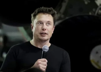 Ελ. Μασκ: Τα συμφέροντα του δ.σ. του Twitter δεν αντιστοιχούν με εκείνα των μετόχων