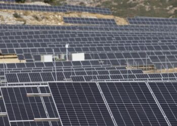 Φωτοβολταϊκά: Κάλυψαν το 9,2% της ζήτησης στην Ελλάδα το 2021