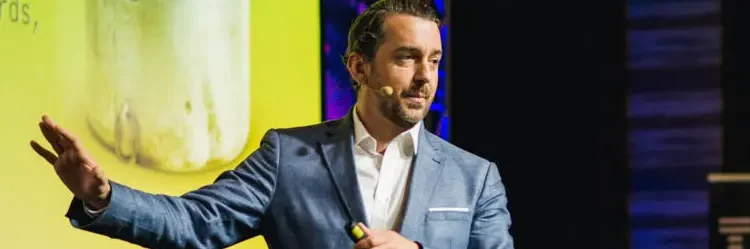 Η Bloom εξασφάλισε 300 εκατ. λίρες και αναβαθμίζει το Ecommerce