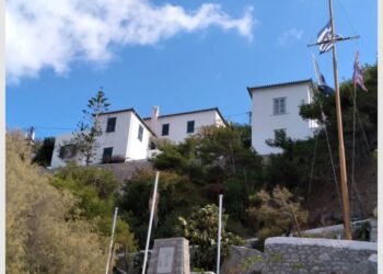 Νέος πλειστηριασμός με στόχο την πολυτελή κατοικία του Δ. Κοντομηνά στην Ύδρα