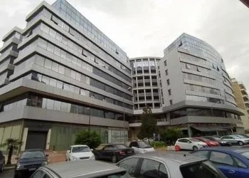 Στο σφυρί ένα από τα μεγαλύτερα κλειστά πάρκινγκ της Θεσσαλονίκης