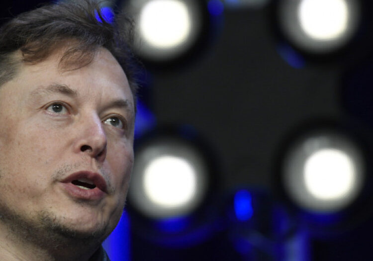 Επενδυτές του Twitter μηνύουν τον Μασκ