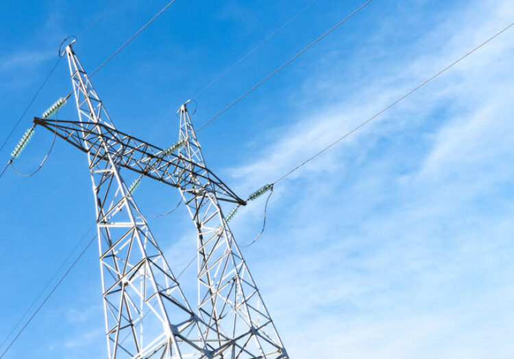 Στα 591,45 εκατ. ευρώ τα υπερκέρδη των εταιρειών ηλεκτρικής ενέργειας -Πώς θα υπολογιστεί το έκτακτο τέλος 90%