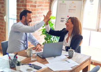 4 τάσεις στον εργασιακό τομέα που θα μας απασχολήσουν το 2022