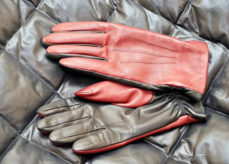 Πρωτοφανές: Η startup που φτιάχνει «δερμάτινα» ρούχα από… βλαστοκύτταρα