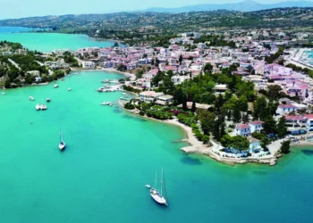 Οι Γερμανοί ξανάρχονται – Ποια ακίνητα αγοράζουν στην Ελλάδα