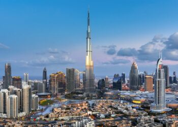 Στην Αθήνα δεκάδες funds και όμιλοι από τα Αραβικά Εμιράτα