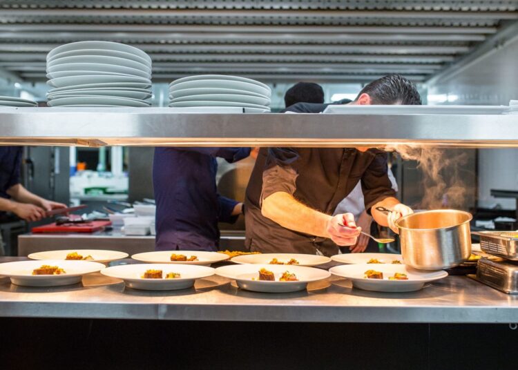 3 τρόποι που το A.I. μεταμορφώνει τον κλάδο της φιλοξενίας