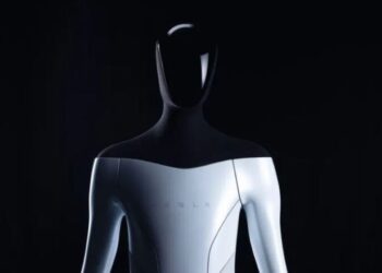 Optimus: Το ρομπότ του Elon Musk θα κάνει σύντομα τα ψώνια μας