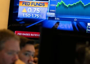 Bloomberg: Ο πληθωρισμός σπάει κοντέρ, οι τράπεζες μουδιάζουν -«Δεν θα επιστρέψει στα προ κορωνοϊού επίπεδα»