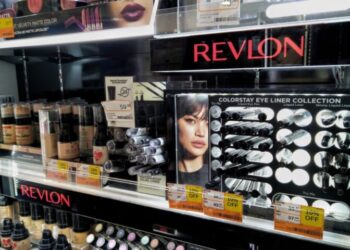 Χρεοκόπησε η Revlon – Η ιστορία της