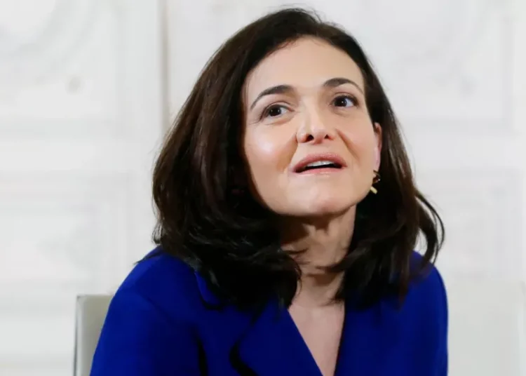 Σέριλ Σάντμπεργκ: Αποχωρεί το Νο2 του Facebook μετά από 14 χρόνια