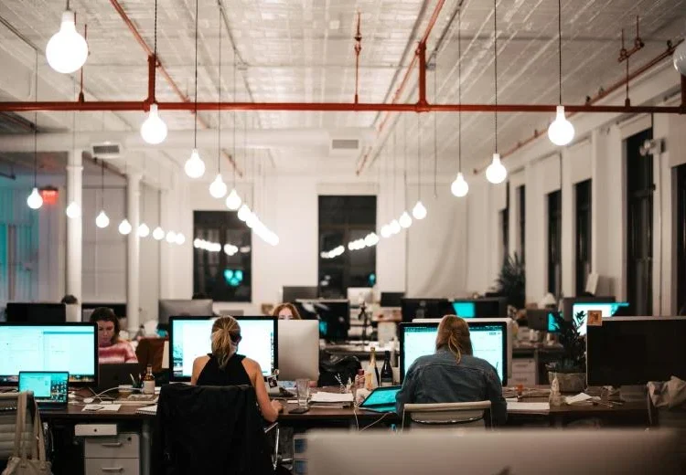 Terracom: Τετραήμερη εργασία για τους υπαλλήλους της στην Ελλάδα Ιούνιο και Ιούλιο