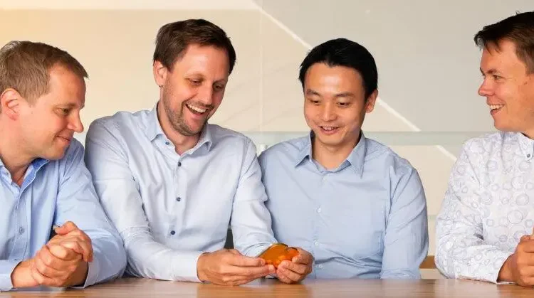 Η IQM «σήκωσε» 128 εκατ. ευρώ